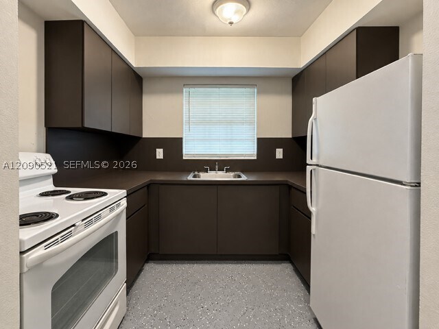 Foto del edificio - 845 NW 2nd St