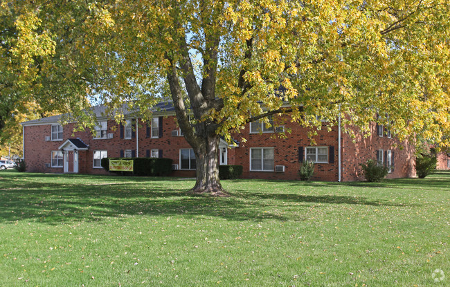 Building Photo - Coachlite Apartments