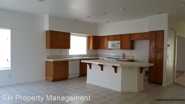 Foto del edificio - 4 br, 2.5 bath House - 1658 Magnum Ct