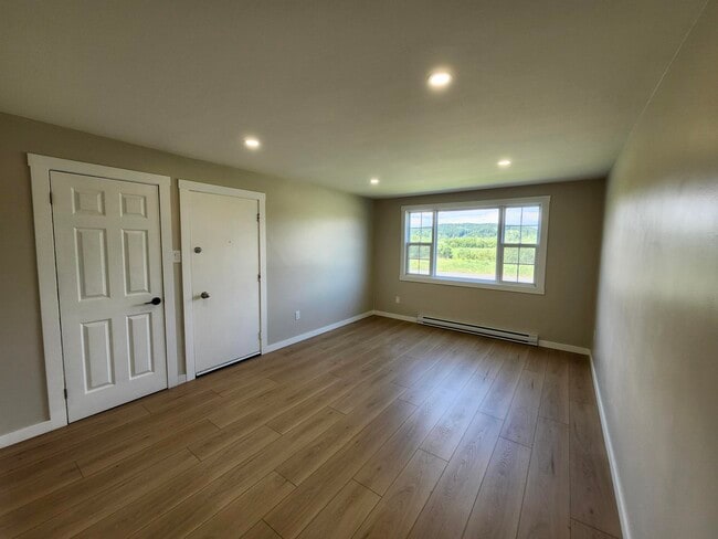 Building Photo - 116 Golden Grove Rd