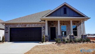 Building Photo - 12872 Juniors Dr