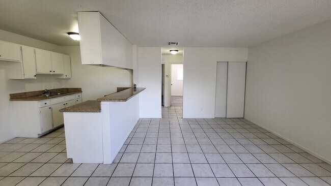 Foto del edificio - 1401 N 22nd St