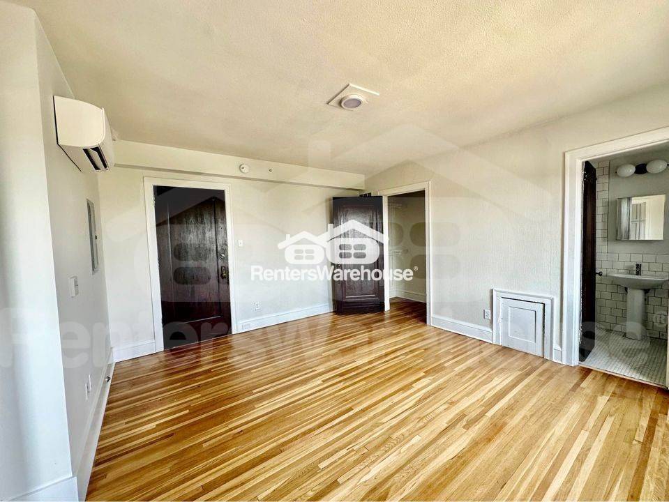Foto principal - 2315 Grand Ave