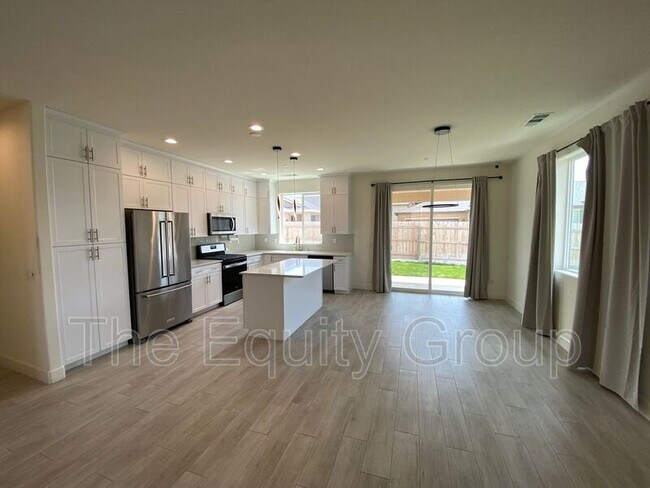 Building Photo - 3731 W Nellis Ave