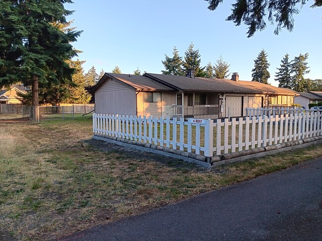 Building Photo - 16506 16th Avenue Ct E