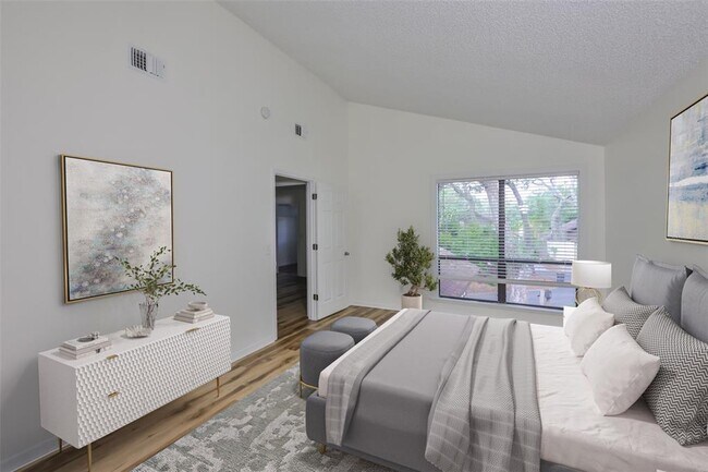 Foto del edificio - 13703 Sweetwater Cove Pl