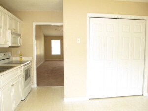 Foto del edificio - 334 Greendale Pl
