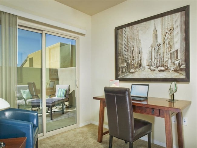 Building Photo - The Verandas