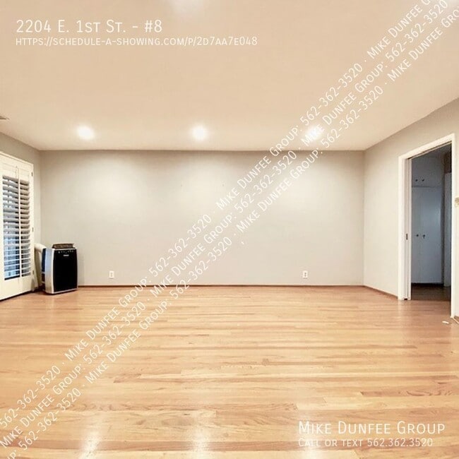 Building Photo - Bluff Park One Bedroom Condo - A Block Awa...