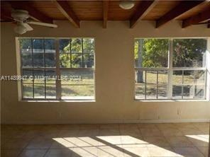 Foto del edificio - 812 NW 10th St