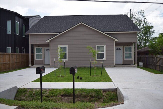 Building Photo - 331 Tite St