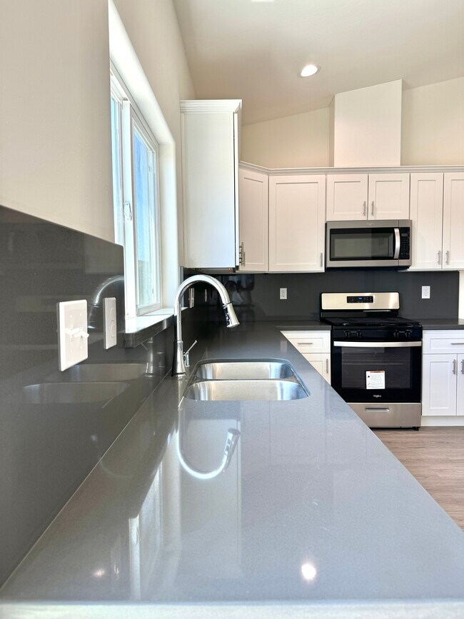 Foto del edificio - 9704 Turning Leaf Ln