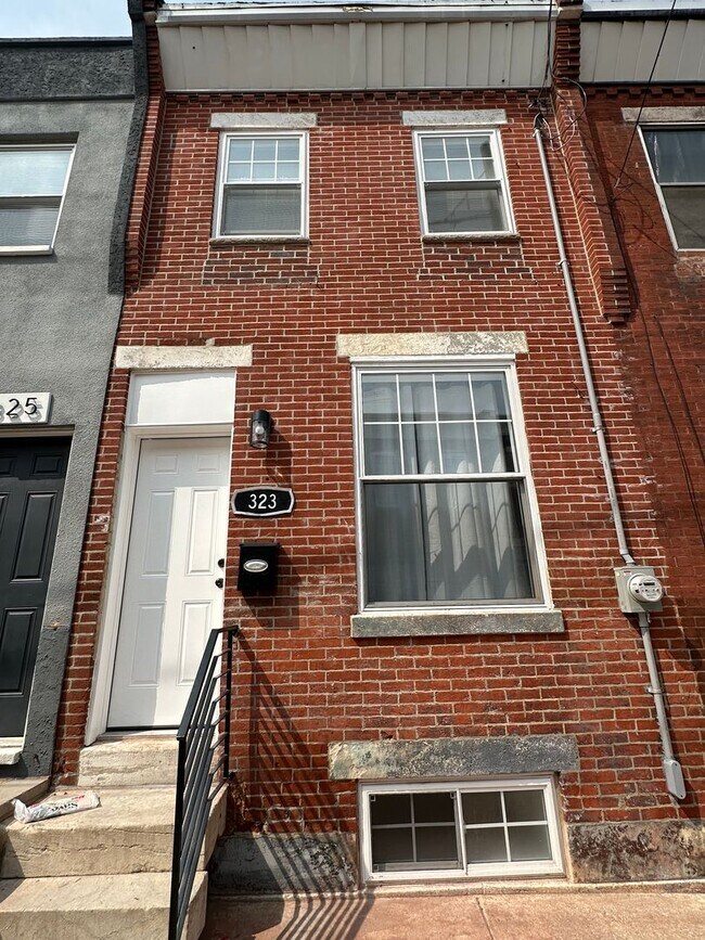 Foto del edificio - 2 bedrooms 1.5 bathroom House in South Phi...