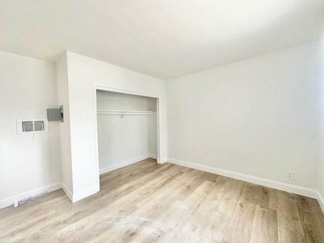 Foto del edificio - 20445 Saticoy St