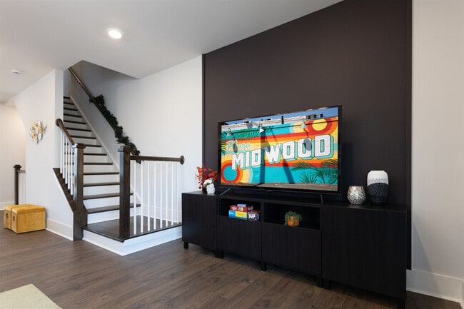 Building Photo - 1122 N Alexander St