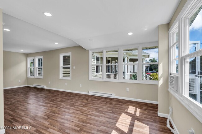 Building Photo - 81 Seabreeze Way