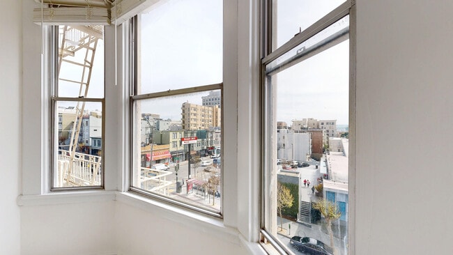 Building Photo - 1408 California St