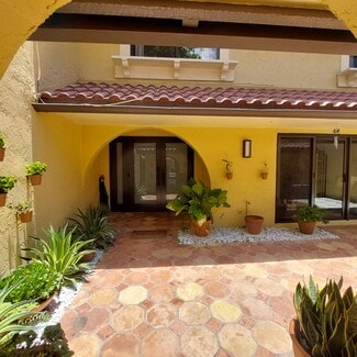 Building Photo - 3871 Alcantara Ave