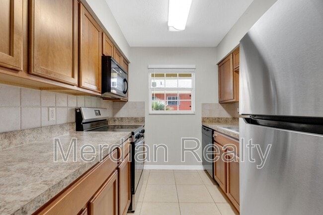 Photo - 4920 Tangerine Avenue - 1 Apartment