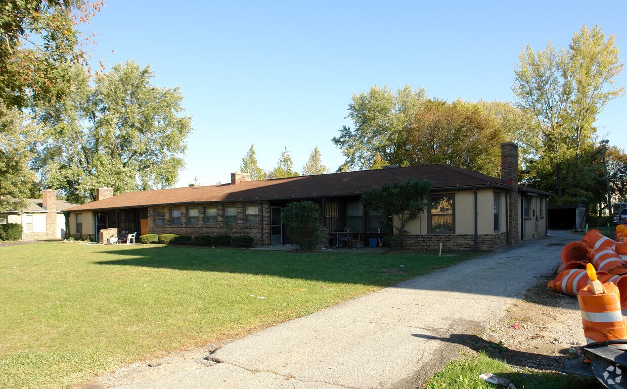 Primary Photo - 1816-1822 Milden Rd
