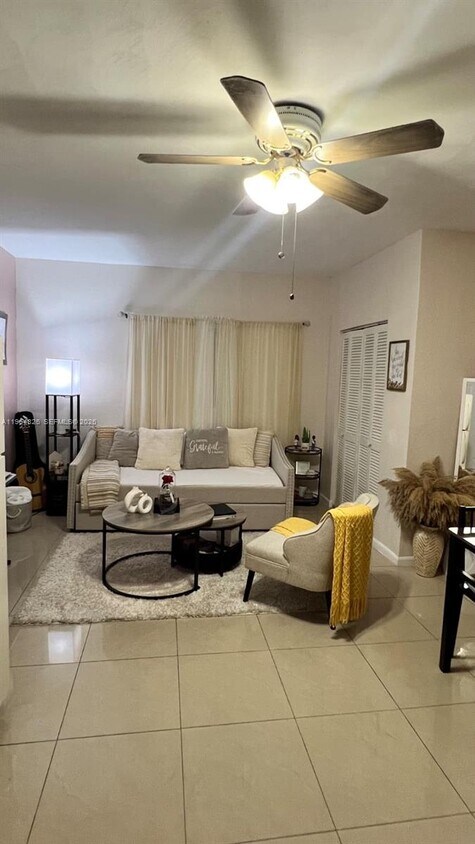 Foto del edificio - 2622 Grant St