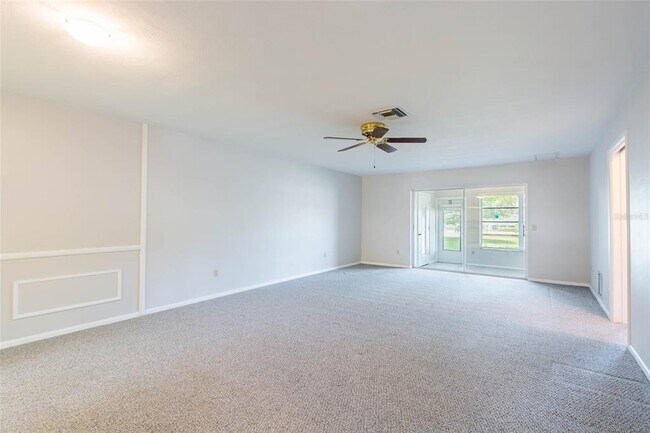 Building Photo - 1449 Normandy Pk Dr