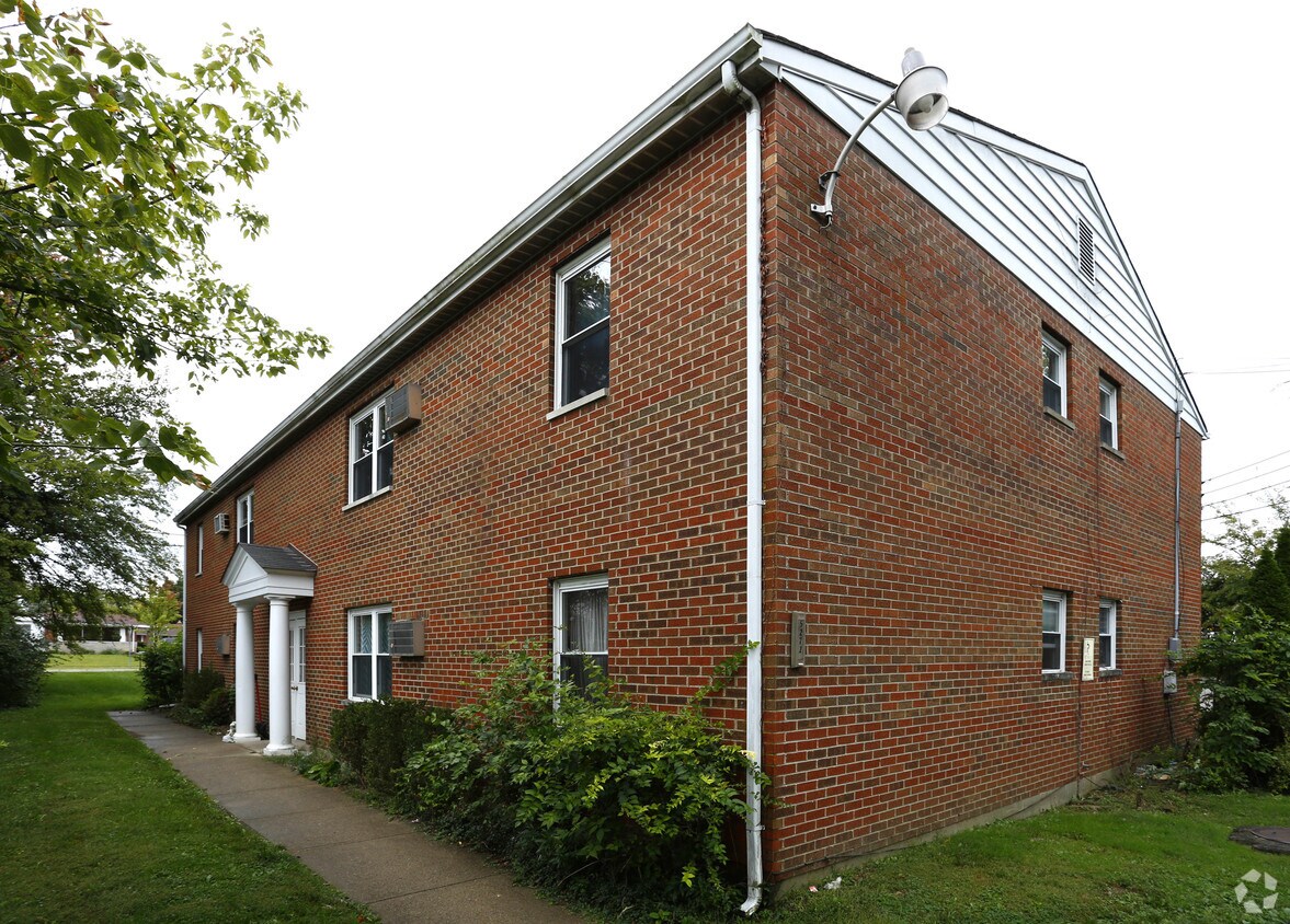 Foto principal - 5271 Hester Rd