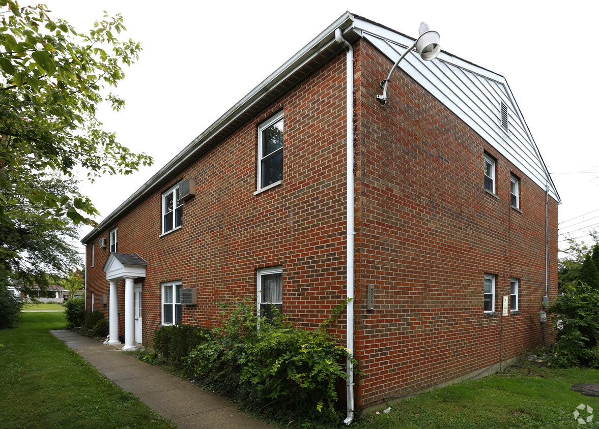 Primary Photo - 5271 Hester Rd