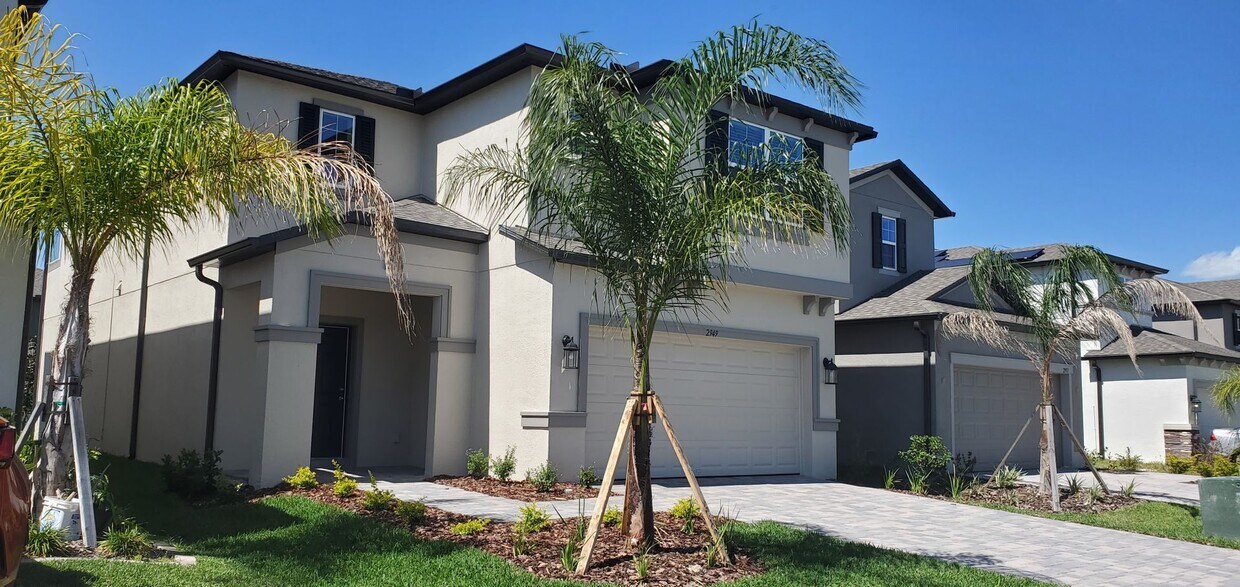 2949 Adams Cross Dr, Zephyrhills, FL 33540 House Rental in