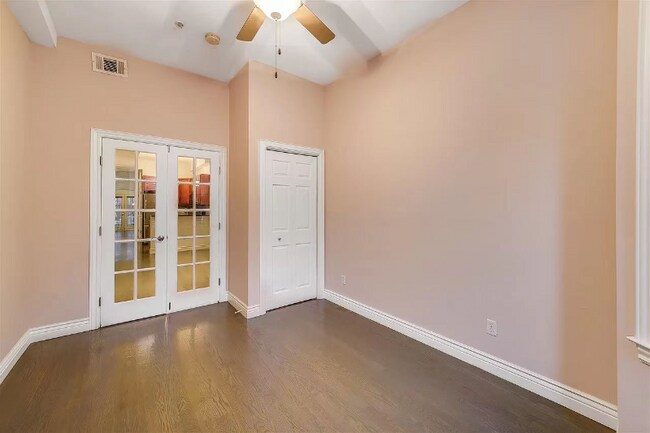 Foto del edificio - 4508 Brown St