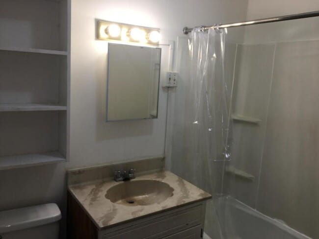 Foto del edificio - 1011 S 4th St