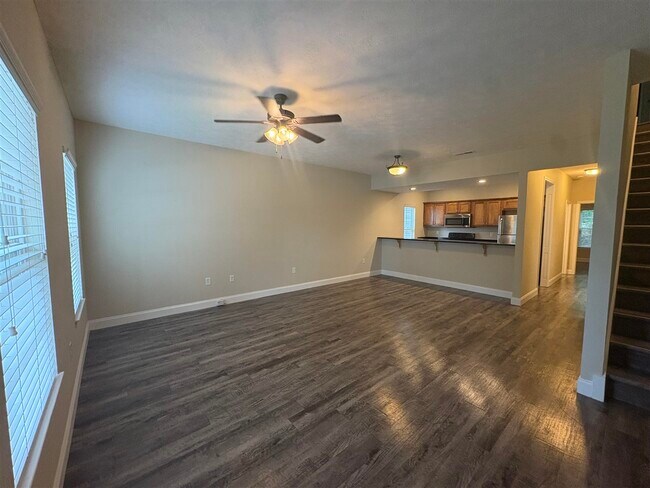 Foto del edificio - 1517 Kenton St