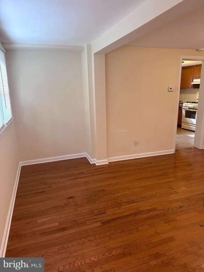 371 Easton Rd Unit A, Horsham, PA 19044 Room for Rent in Horsham, PA