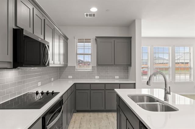 Building Photo - 4511 Avion Dr