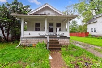 Building Photo - 2027 Berkshire Pl