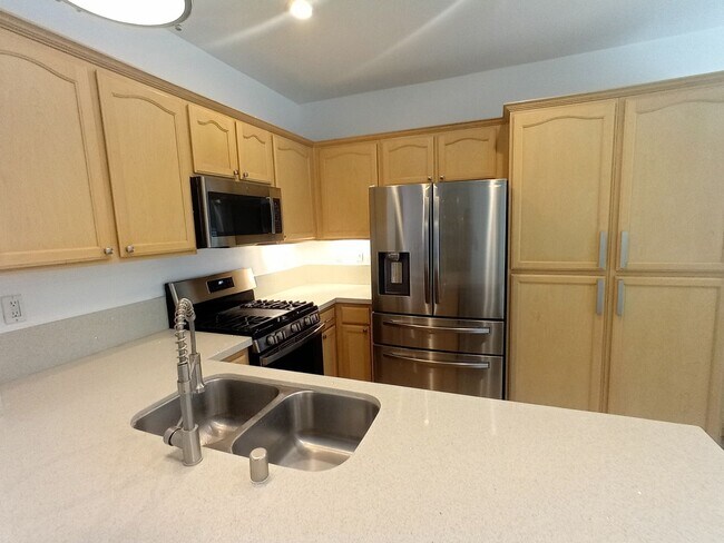 Foto del edificio - SENIOR 55+ COMMUNITY BEAUTIFUL 2BED/2BATH