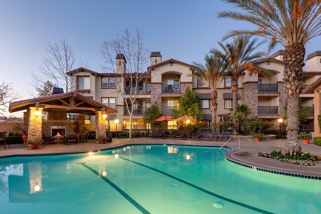 Foto del edificio - The Fairways at Westridge