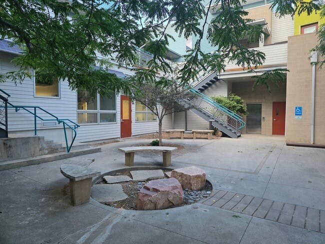 Charming 1BR Condo in Longmont - Charming 1BR Condo in Longmont