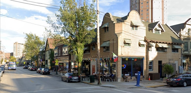 Building Photo - 1203 E Brady St