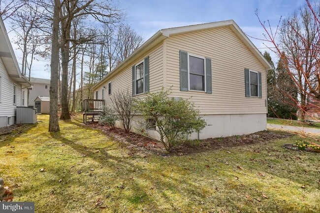 Building Photo - 288 Ghaner Dr