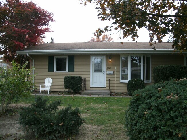 Foto del edificio - 3421 N Indiana Ave