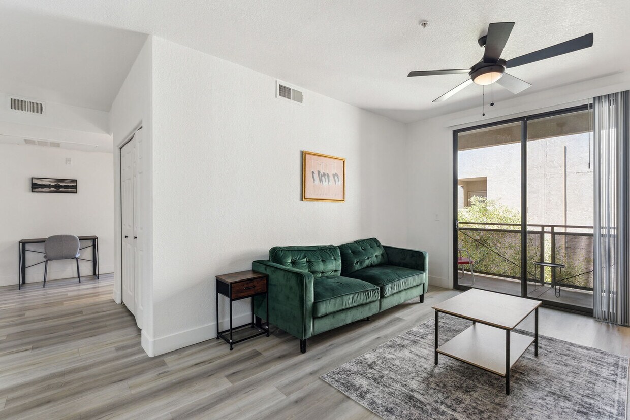 Foto principal - 6610 N 93rd Ave