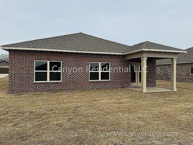 Building Photo - 230 Antler Ridge Dr