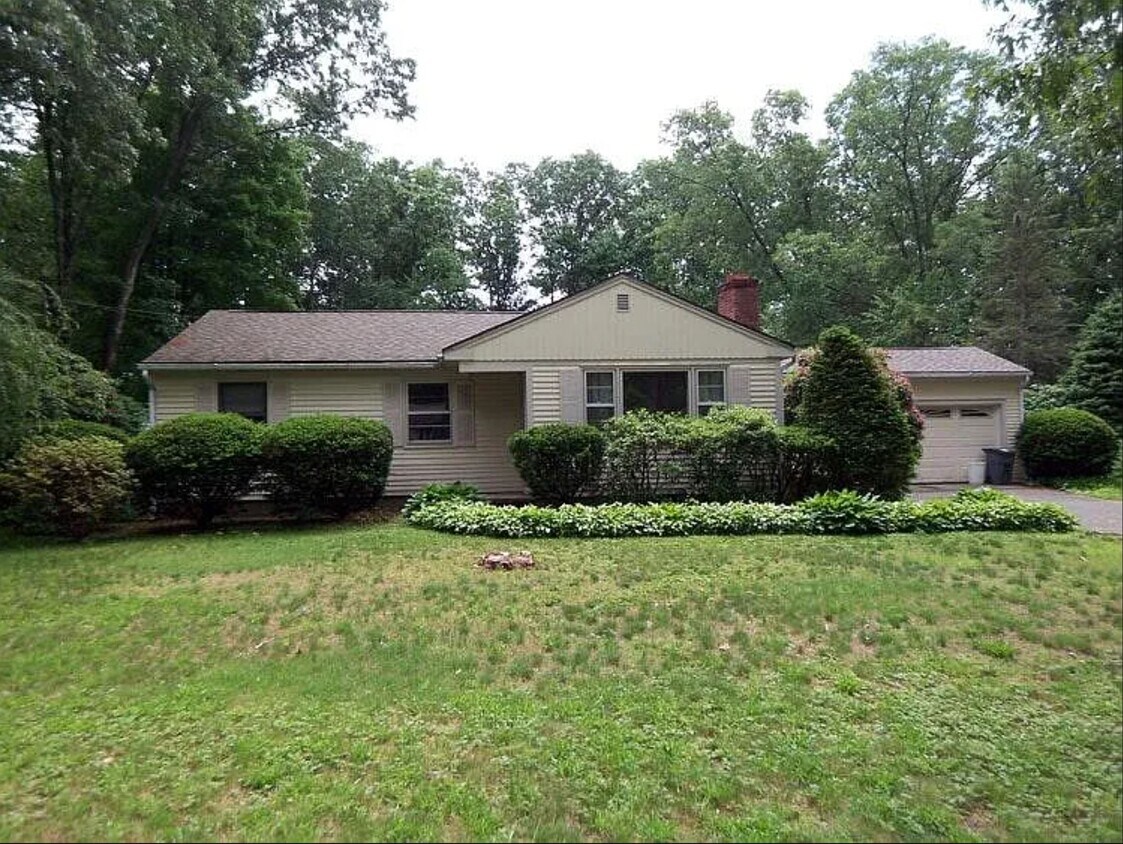 Foto principal - 98 Sheffield Ave