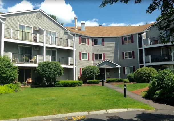 Primary Photo - 120 Fisherville Rd