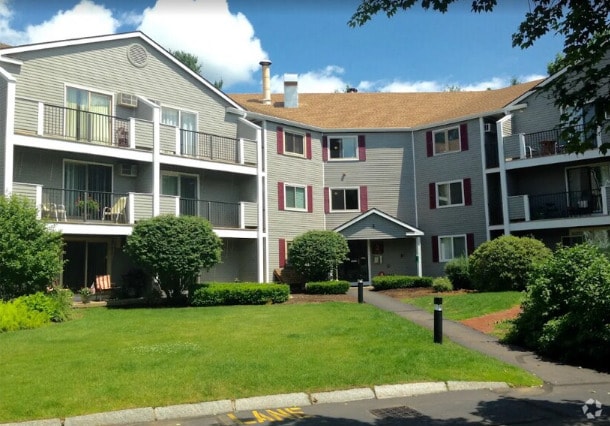 Building Photo - 120 Fisherville Rd