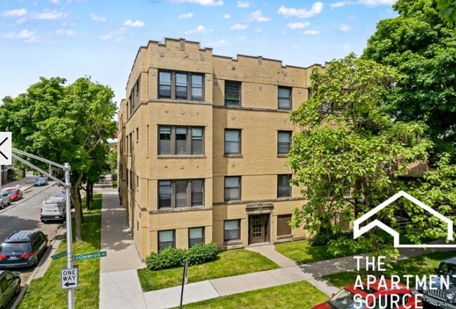 Building Photo - 2336 W School St