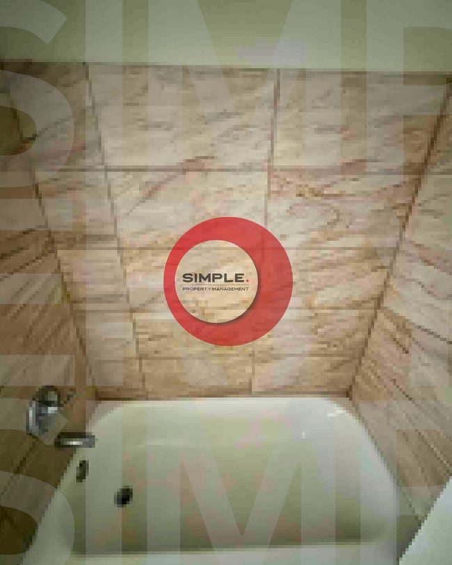 Building Photo - 121 S 12th St