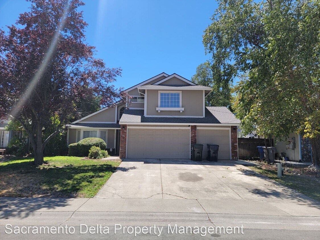 Foto principal - 4 br, 2.5 bath House - 1022 Galleon Way