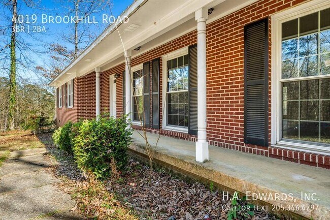 Foto del edificio - 4019 Brookhill Rd